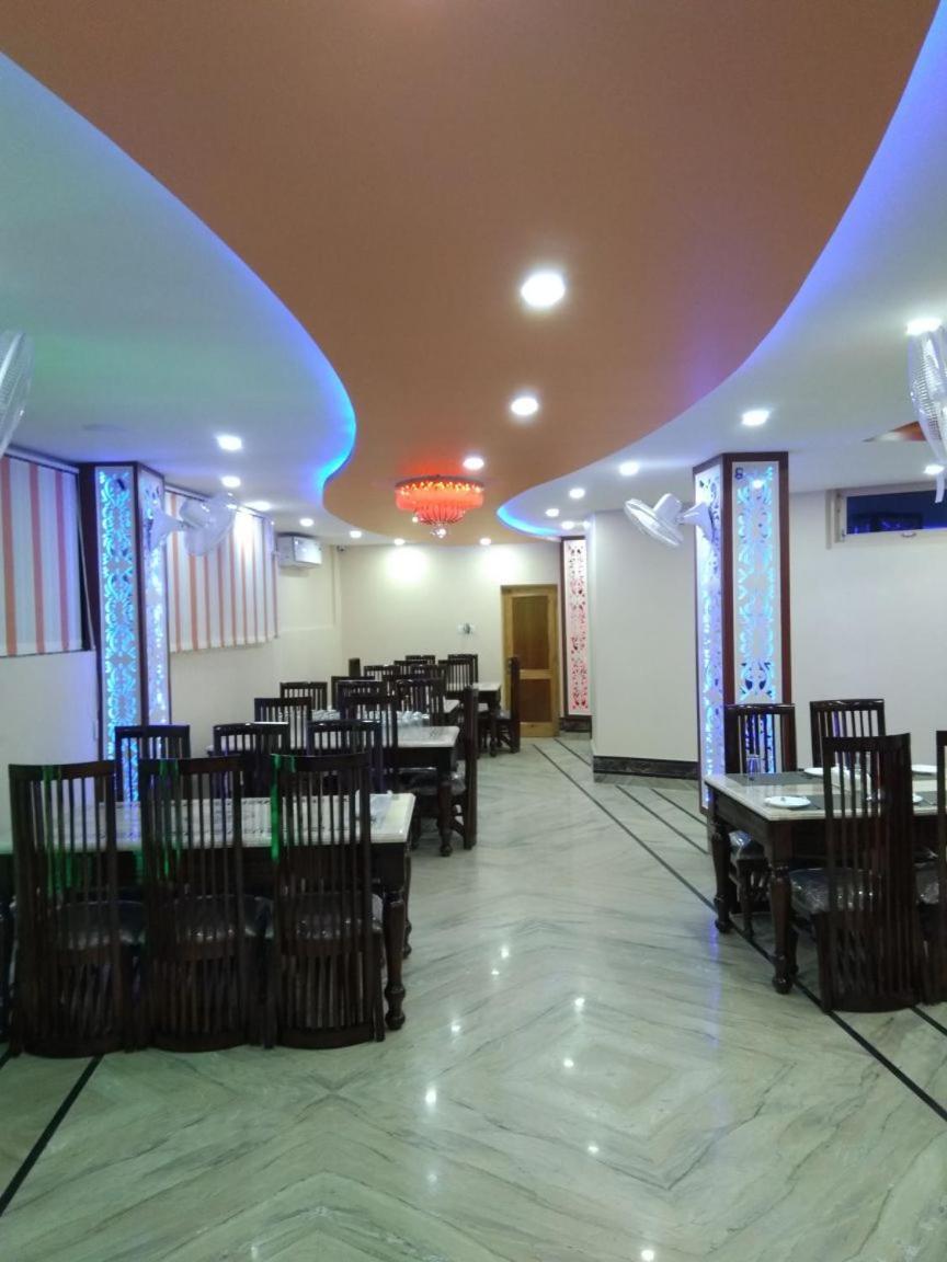 Hotel Sky Bule & Restaurant Khas Nagrota Exteriör bild